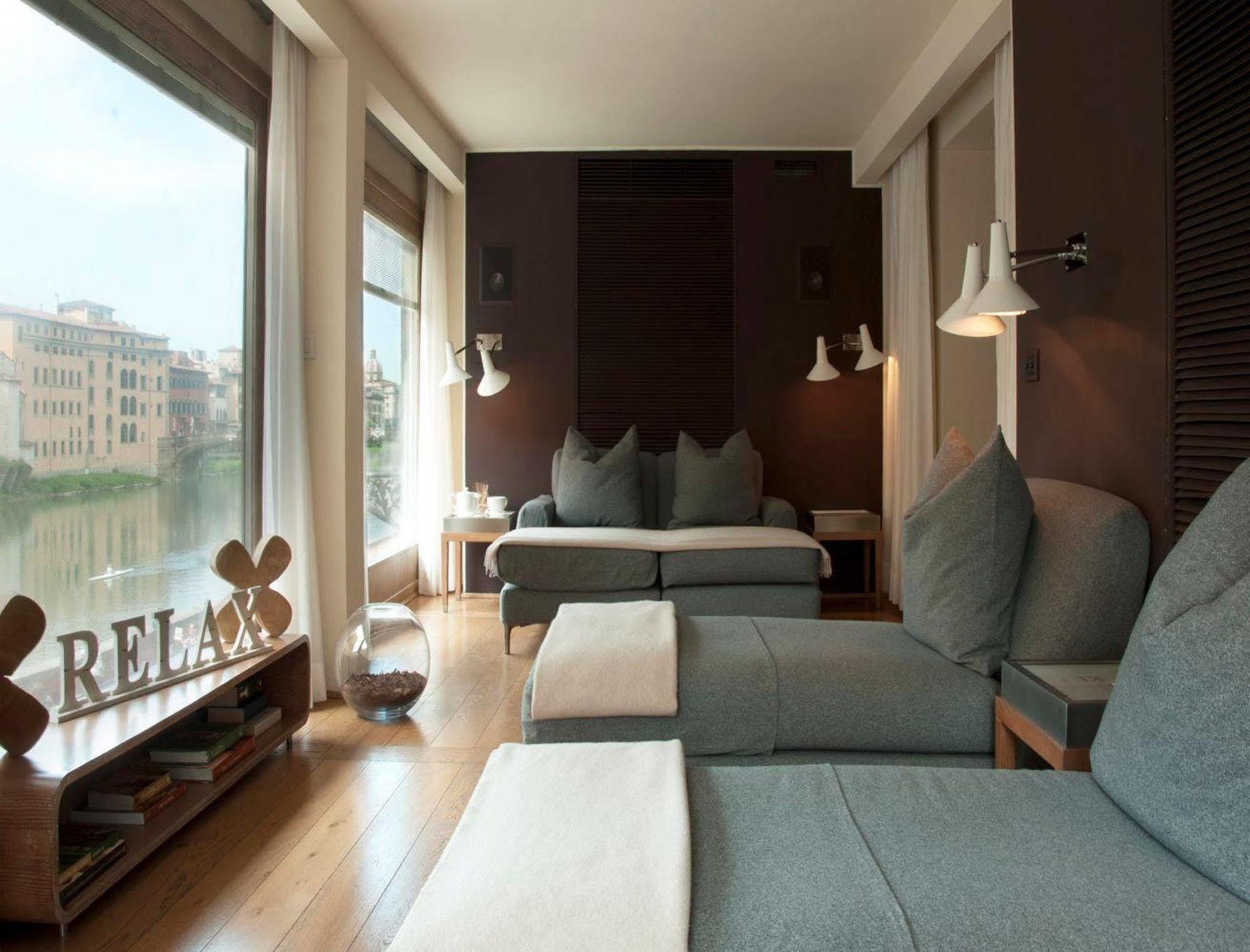Hotel Continentale - Lungarno Collection Florens Exteriör bild